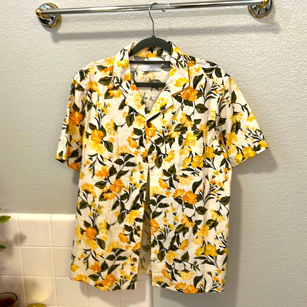 NWT Men’s Small Linen Shirt